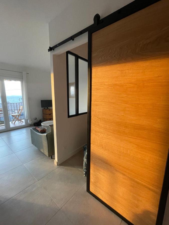 Appartement Cosy Vue Mer A 50 M De La Plage - Refait A Neuf Et Climatise Le Pradet Exterior photo
